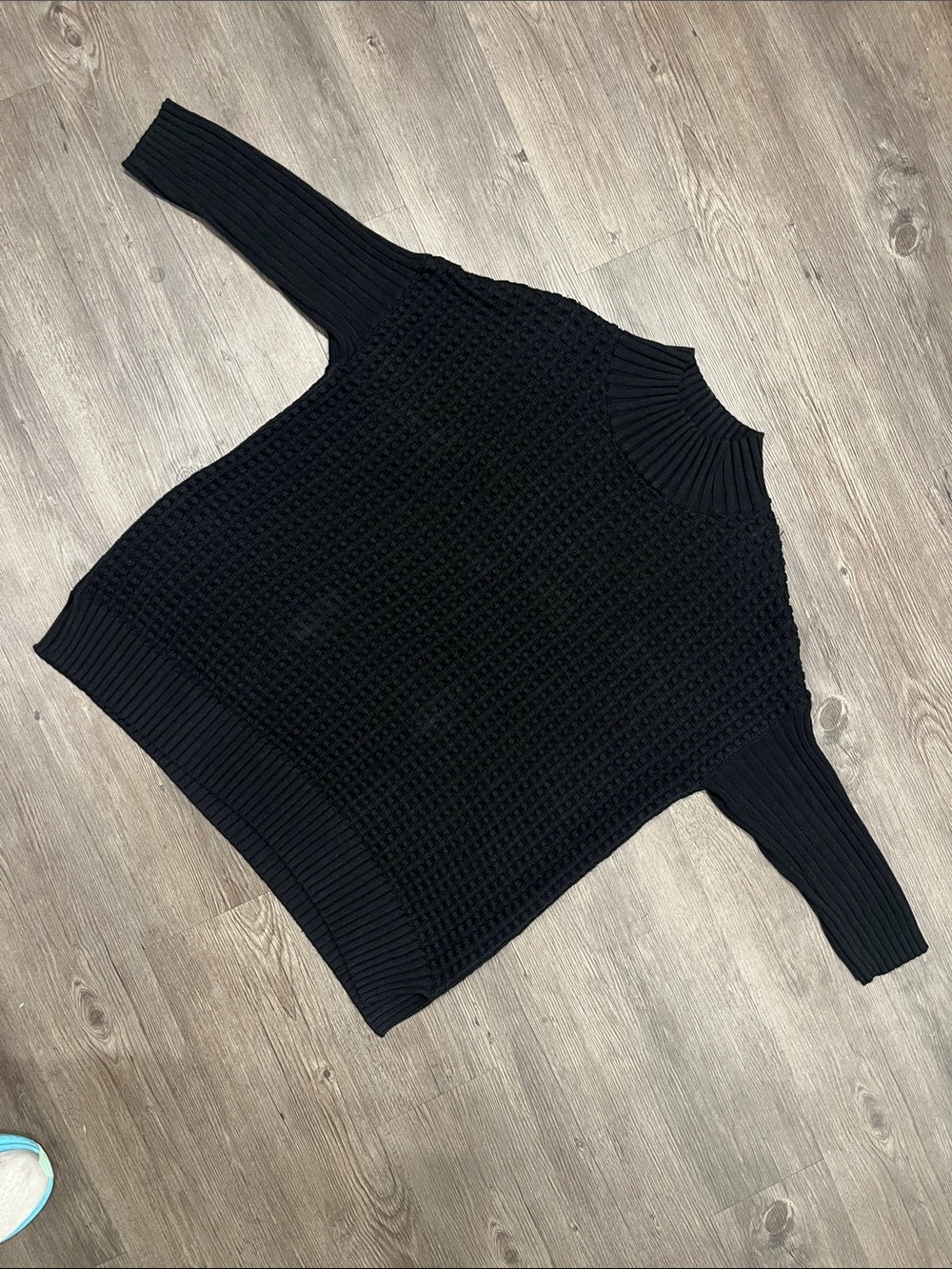 FRENCH CONNECTION Textured Knit Crewneck Sweater